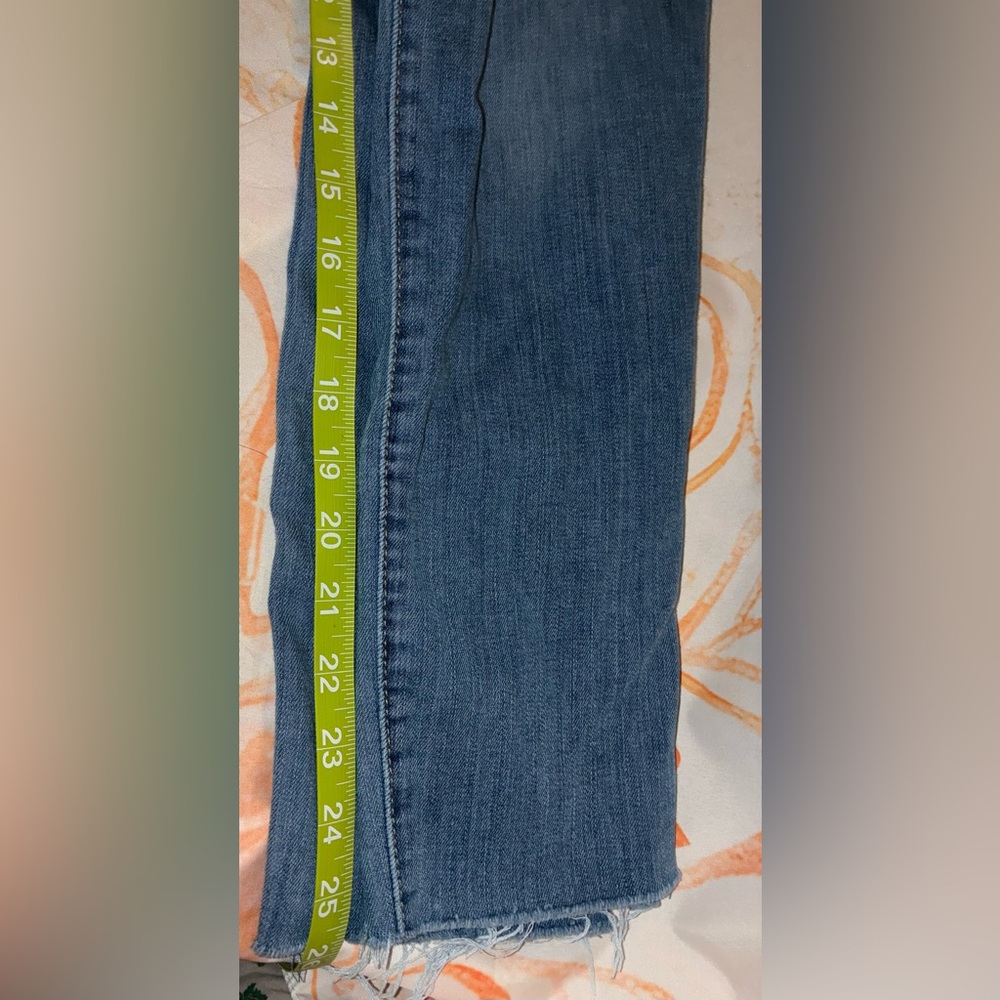Levi's Women's Light Blue and Medium Blue Skinny Jeans - Pair - Picture 9 of 13